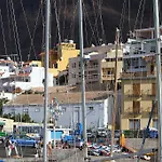 فندق Candelaria *